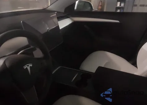 2023 Tesla Model 3 Rear-Wheel Drive из США, поврежденный, VIN 5YJ3E1EA4PF680857